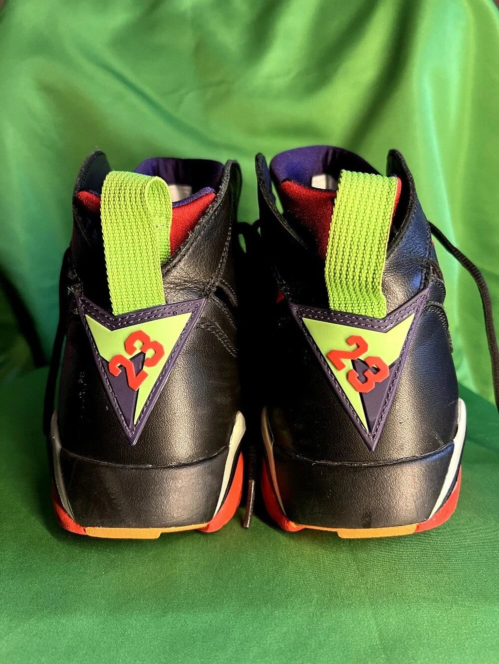 Jordan 7 Retro 'Marvin the Martian' sneakers